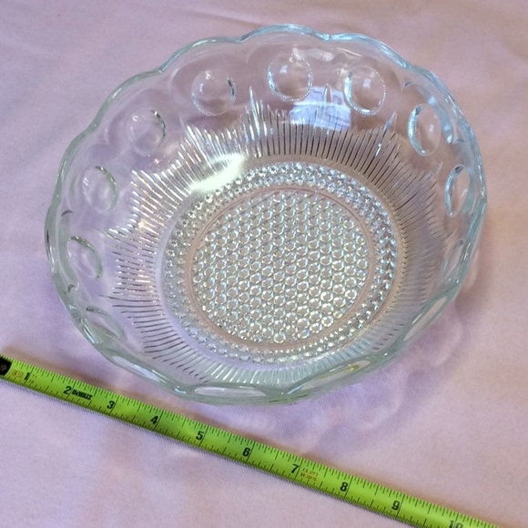 FINAL SALE PRICE Glass Design & Fruit Serving Bowls - Picture 5 of 6